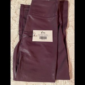 Zyia Active Plum Metallic Plus Light n Tight Hi-Rise 7/8 24”